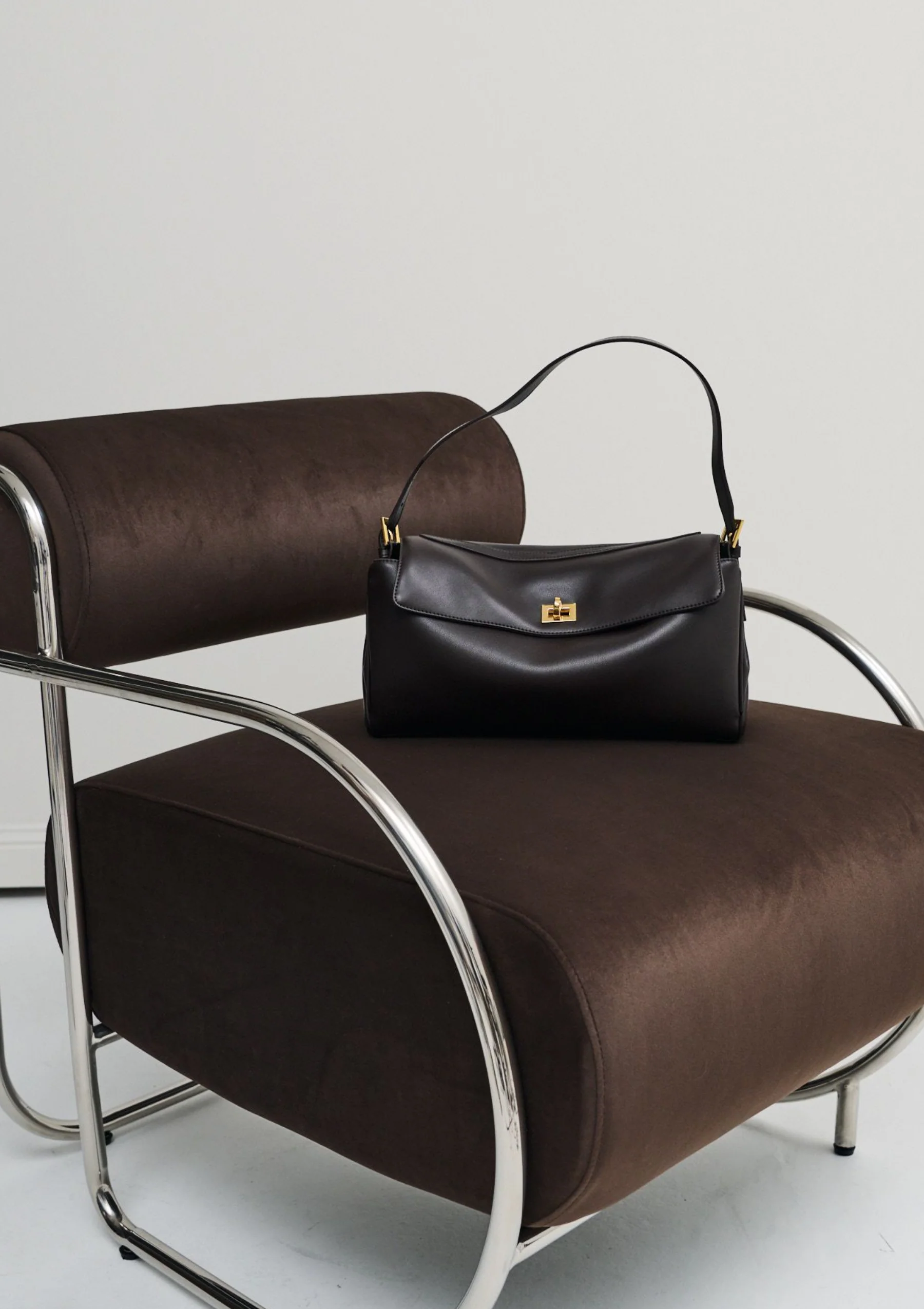 Effortless Elegance for the Modern Muse