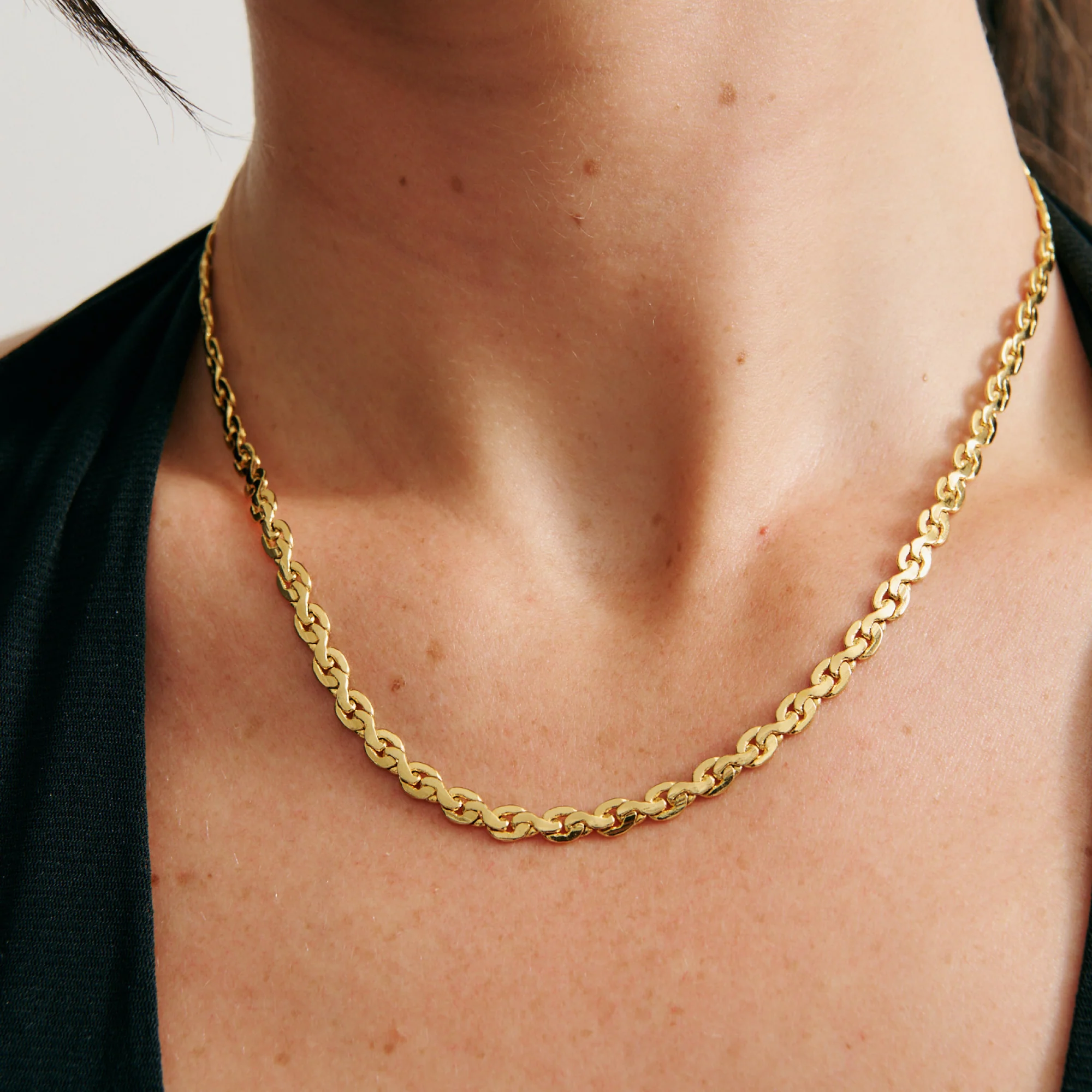 Amela Chain - Gold - Image 3