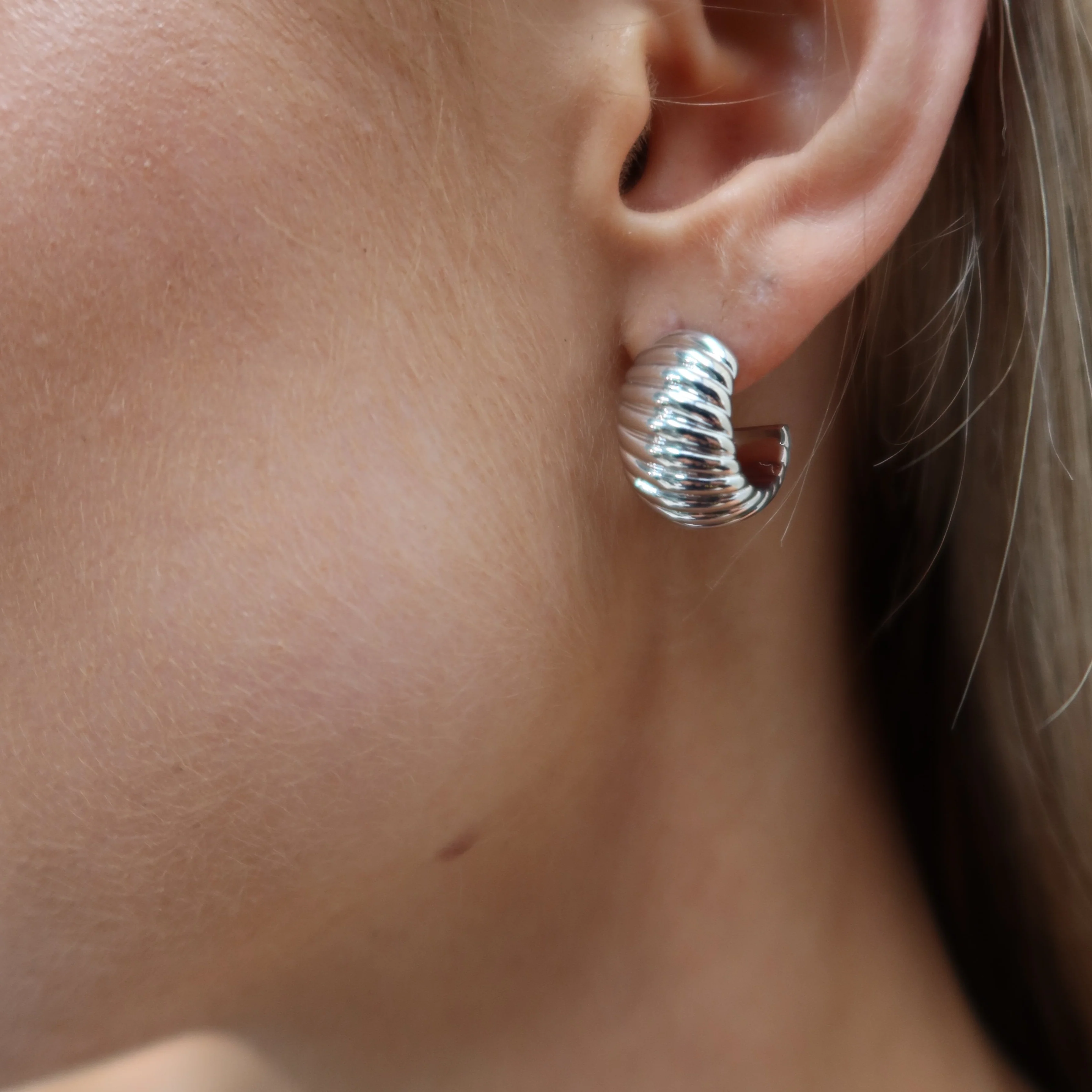 Avery Hoops - Silver - Image 3