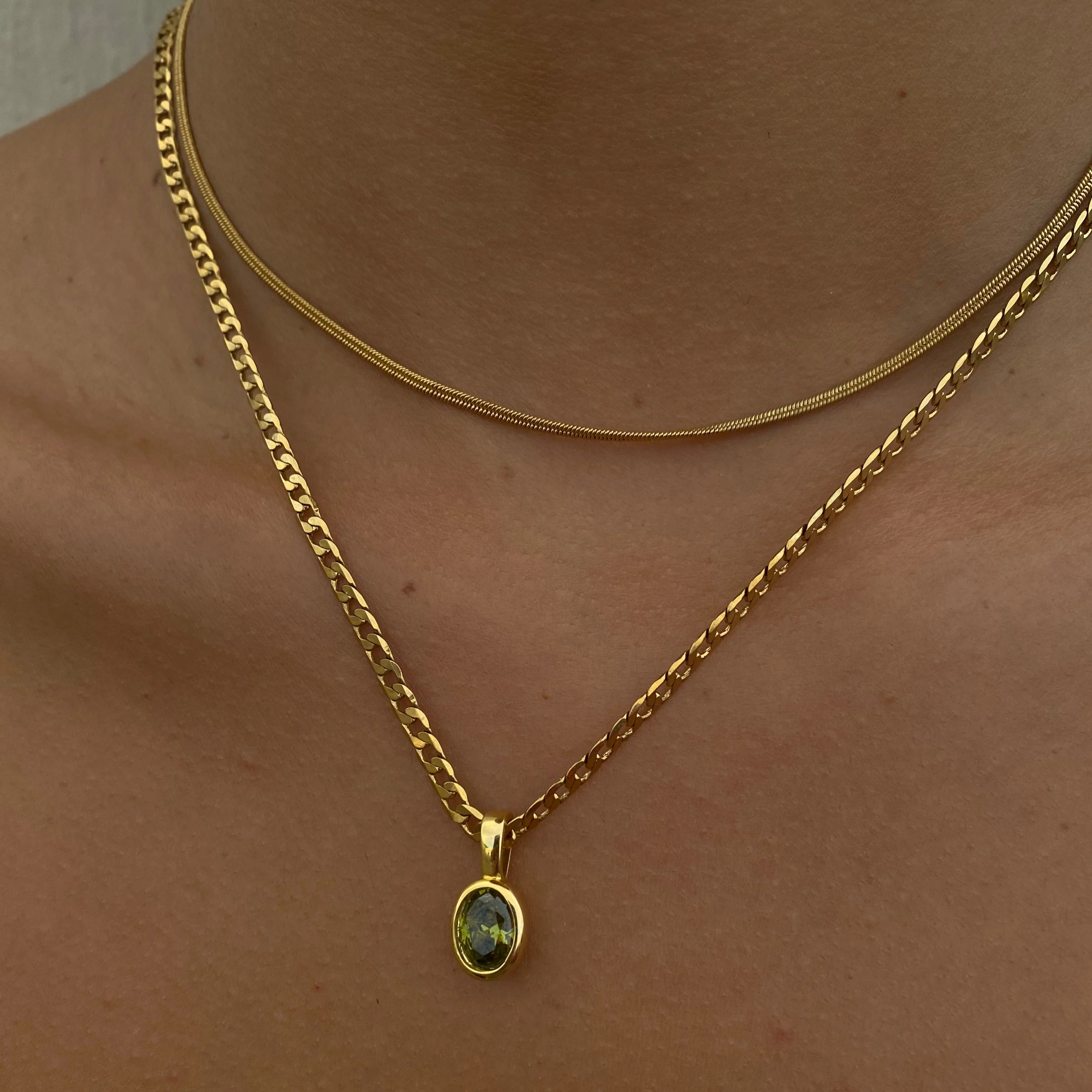 Bella Necklace - Olivine - Image 2