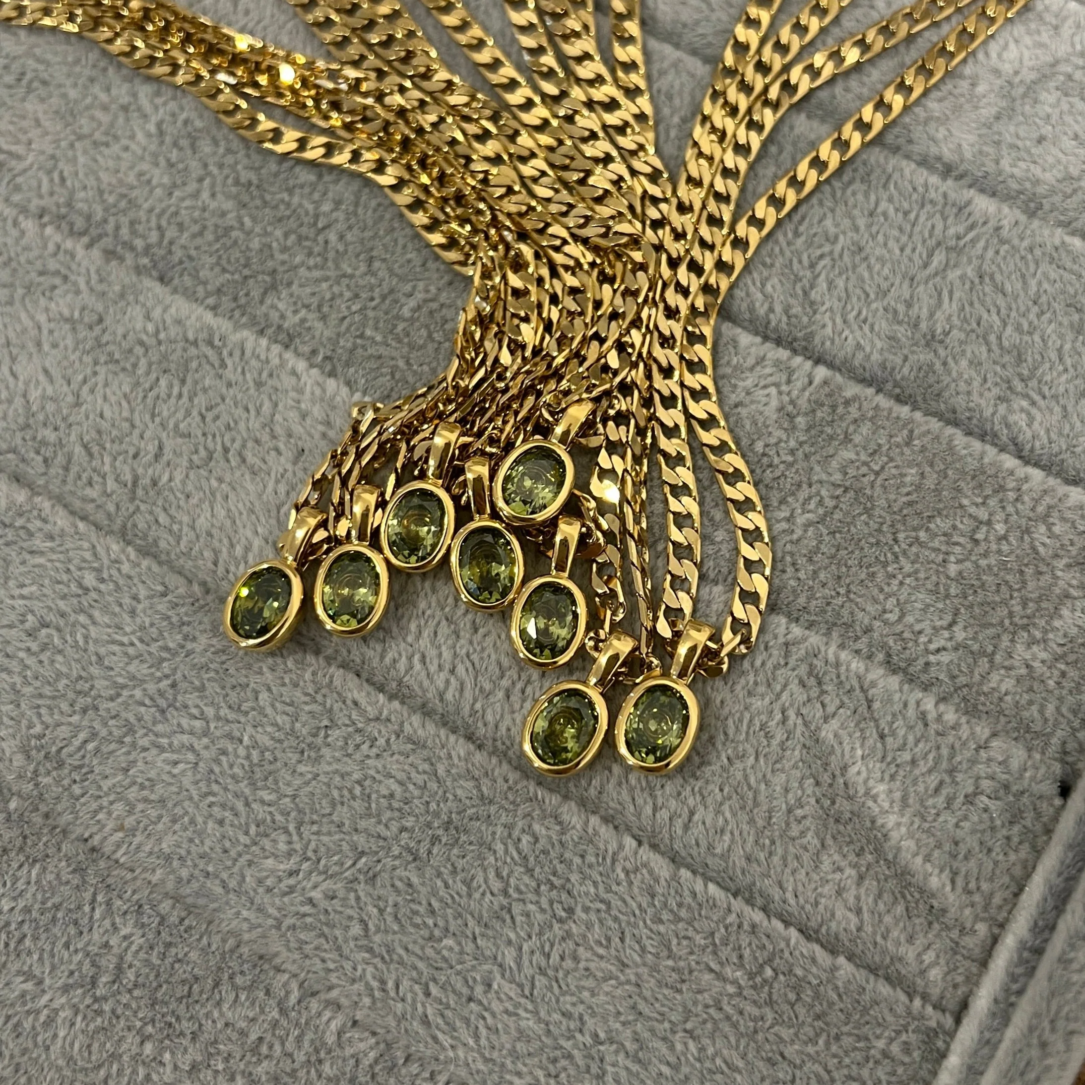 Bella Necklace - Olivine - Image 6